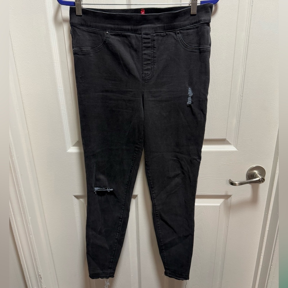 SPANX Black Pull-On Skinny Jeans
